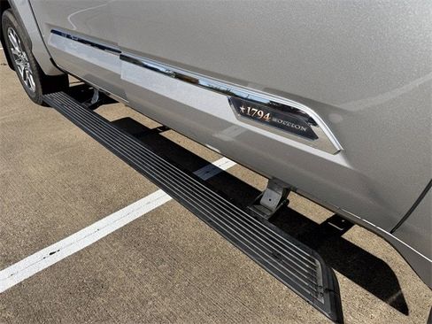 Used 2022 Toyota Tundra 1794 Edition image 10
