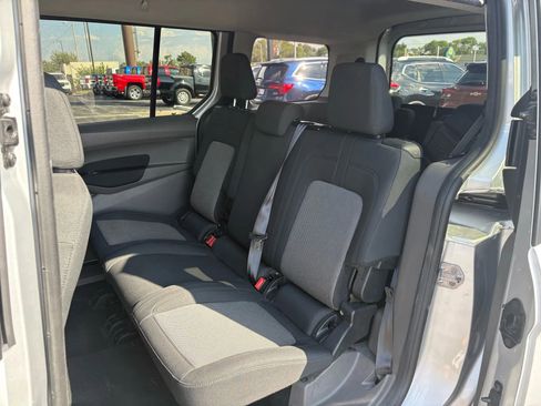 Used 2020 Ford Transit Connect XL image 18