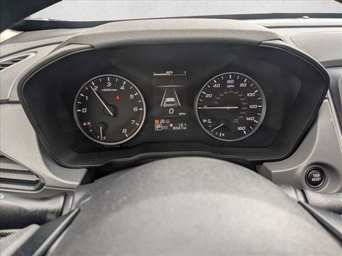 Used 2024 Subaru Crosstrek 2.0i Premium image 9