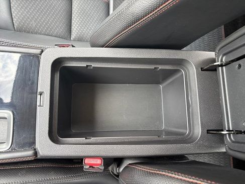 Used 2024 Nissan Altima 2.5 SR FWD image 32