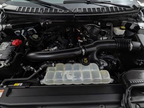 Used 2023 Ford Expedition Max XLT image 23