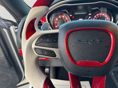 Used 2019 Dodge Challenger SRT Hellcat image 21