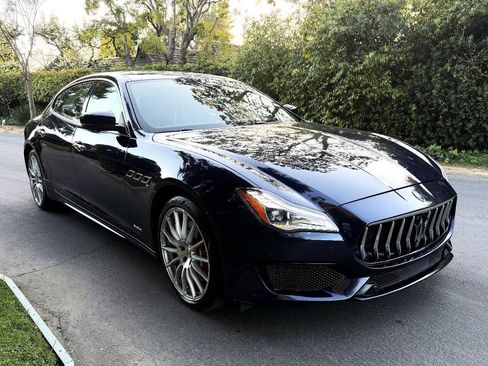 Used 2018 Maserati Quattroporte S GranSport RWD image 9