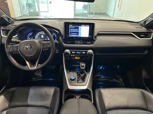 Used 2019 Toyota RAV4 XSE image 10