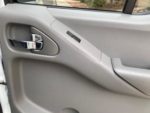 Used 2017 Nissan Frontier SV w/ SV Value Truck Package image 42