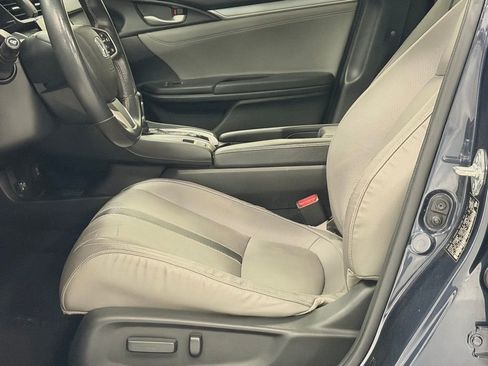 Used 2018 Honda Civic Touring image 13