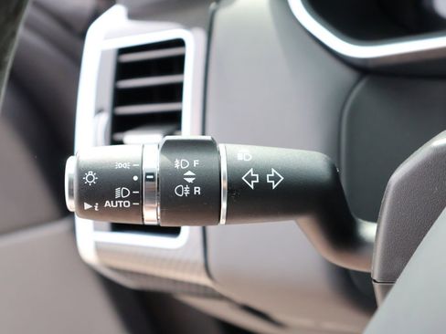 Used 2020 Land Rover Range Rover Sport HST image 33