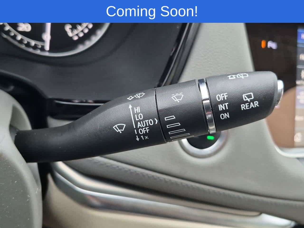 Used 2024 Cadillac XT5 Premium Luxury w/ LPO, Floor Liner Package AWD/4WD image 26