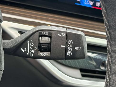Used 2025 BMW X7 xDrive40i AWD/4WD image 32