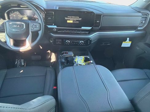 New 2026 GMC Sierra 1500 SLT AWD/4WD image 13