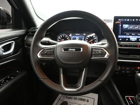 Used 2023 Jeep Compass Trailhawk AWD/4WD image 31