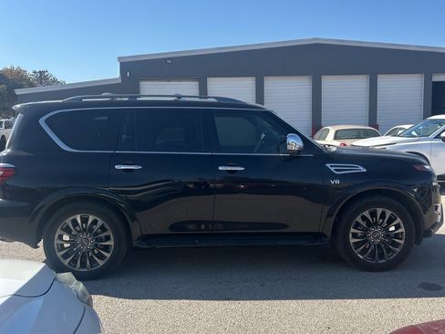 Used 2021 Nissan Armada Platinum w/ Captain's Chairs Package image 7