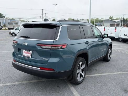 New 2026 Jeep Grand Cherokee L Limited w/ Luxury Tech Group II AWD/4WD image 8