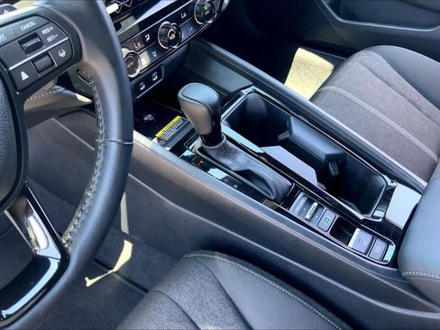 Used 2025 Honda Accord Sport image 16