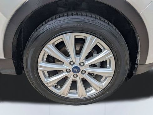 Used 2019 Ford Escape SEL FWD image 11