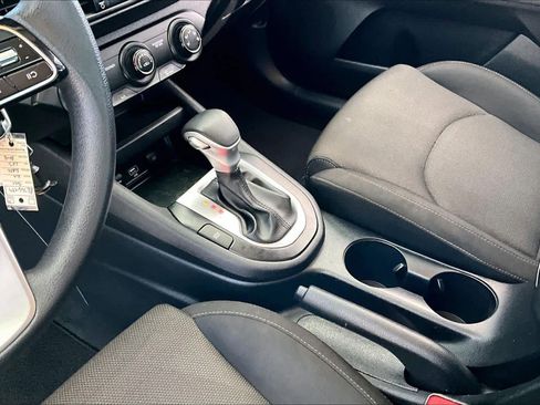 Used 2024 Kia Forte LXS w/ LXS Technology Package image 15