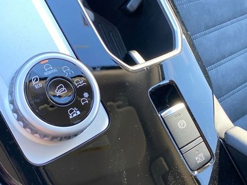 New 2026 Mitsubishi Outlander Trail Edition image 18