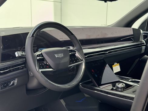 New 2025 Cadillac Escalade IQ Sport 1 w/ Smart Trailering package image 16
