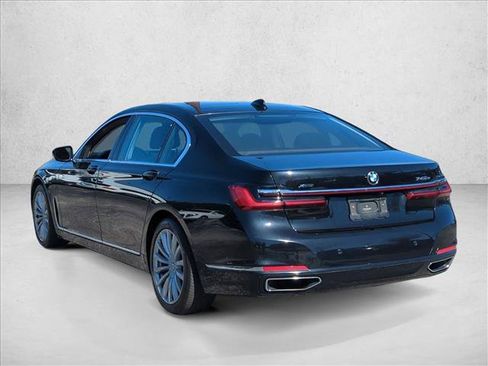 Used 2021 BMW 745e xDrive 745e xDrive w/ Premium Package image 7