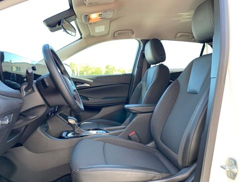 Used 2025 Buick Encore GX Preferred image 24