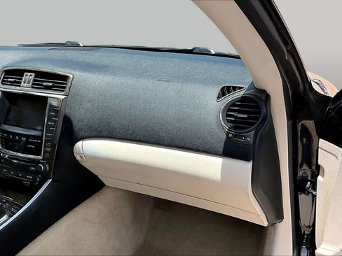 Used 2010 Lexus IS 350C RWD image 17
