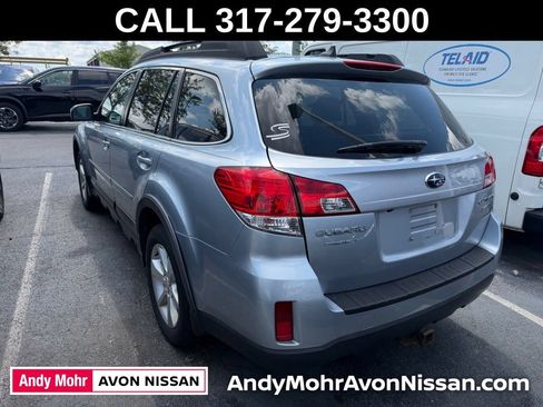 Used 2014 Subaru Outback 3.6R Limited w/ Moonroof Package AWD/4WD image 4