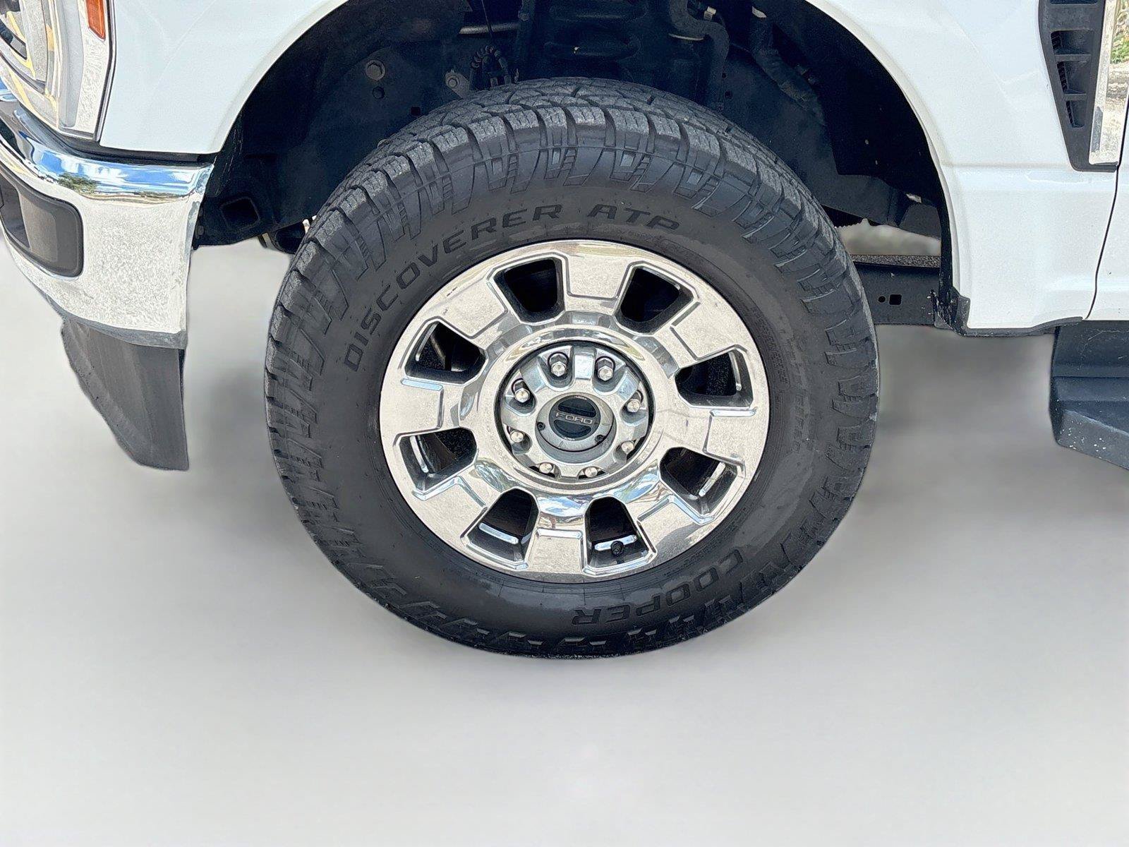 Used 2023 Ford F250 Lariat w/ Chrome Package AWD/4WD image 32