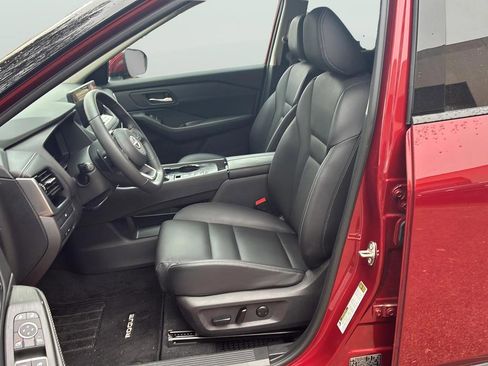 Used 2024 Nissan Rogue SL w/ SL Premium Package FWD image 37