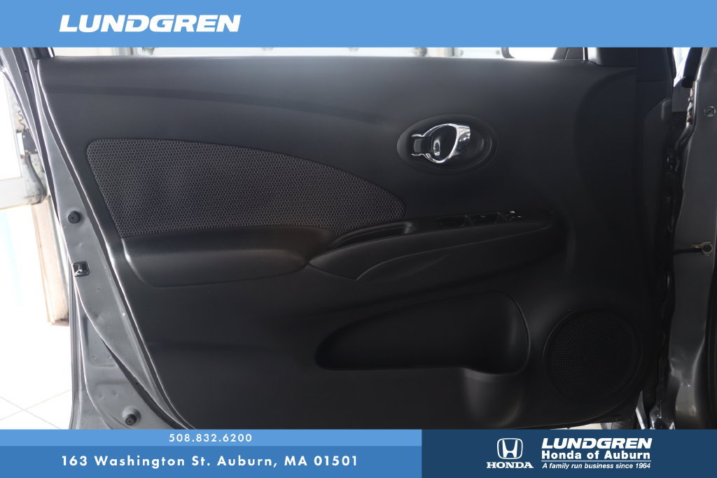 Used 2016 Nissan Versa SV FWD image 8
