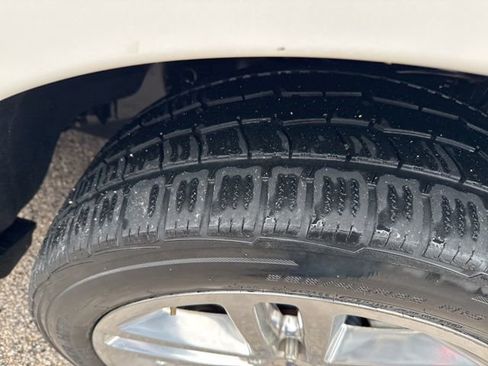 Used 2017 Ford Expedition EL Platinum RWD image 7