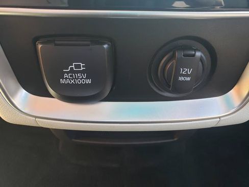Certified 2024 Kia Carnival SX Prestige FWD image 14