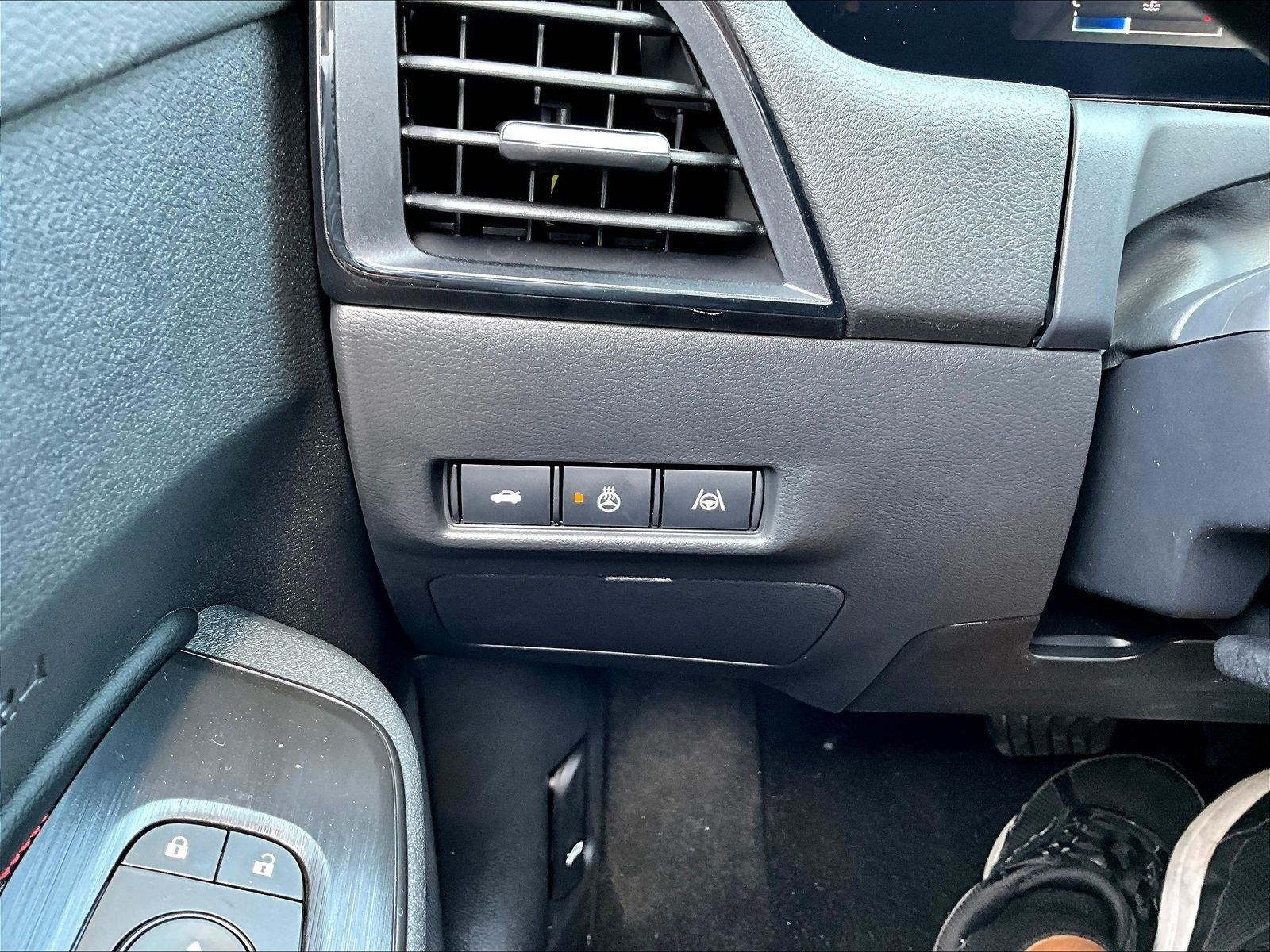 New 2027 Nissan Sentra SR w/ SR Premium Package FWD image 25