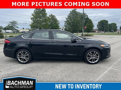 Used 2019 Ford Fusion SEL FWD image 6