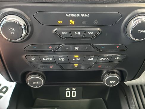 Used 2020 Ford Ranger Lariat w/ Trailer Tow Package image 29