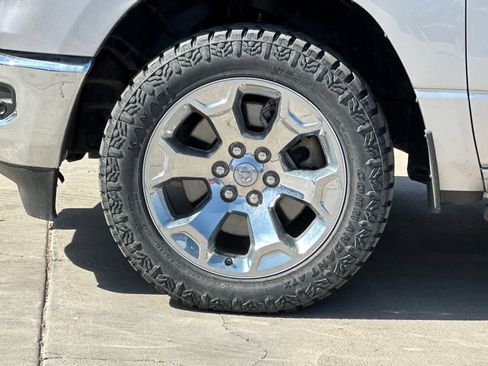 Used 2022 RAM 1500 Big Horn AWD/4WD image 12