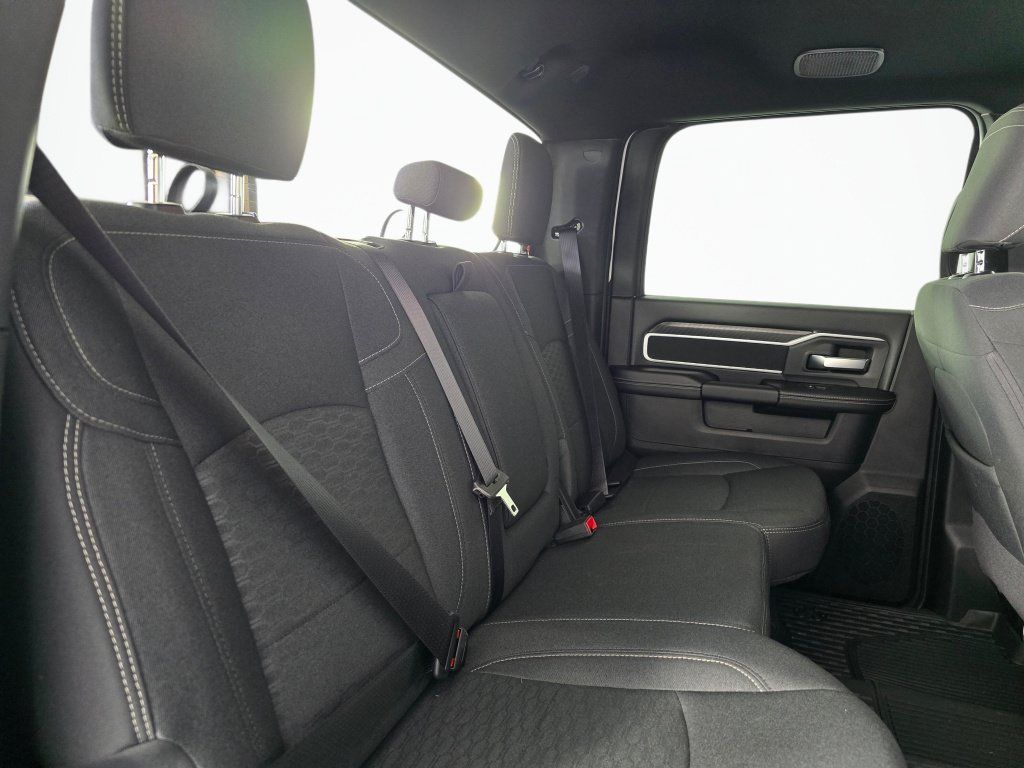 New 2026 RAM 3500 Big Horn AWD/4WD image 35