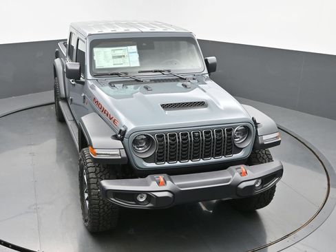 New 2025 Jeep Gladiator Mojave w/ Safety Group image 45