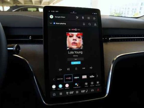 New 2025 Volvo EX90 Plus w/ Protection Package Premier image 15