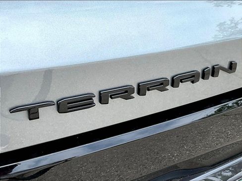 New 2026 GMC Terrain AT4 w/ Technology Package II AWD/4WD image 13