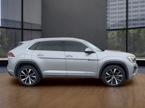 Used 2024 Volkswagen Atlas Cross Sport SEL Premium R-Line AWD/4WD image 4