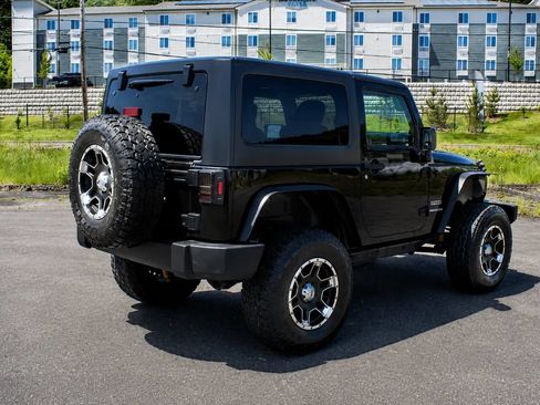 Used 2012 Jeep Wrangler Sport AWD/4WD image 7