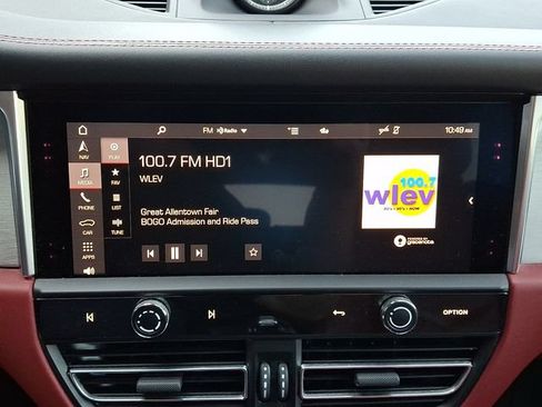 Certified 2023 Porsche Macan Turbo AWD/4WD image 21