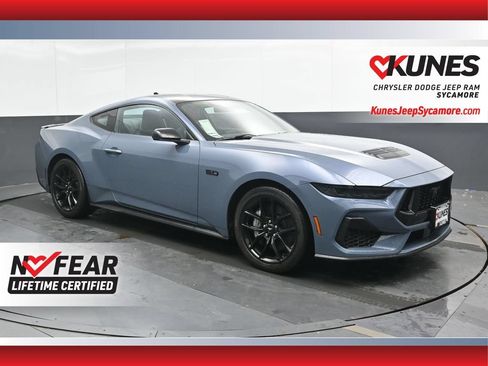 Used 2024 Ford Mustang GT Premium RWD image 1