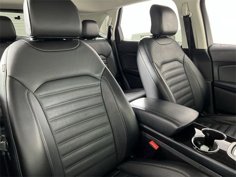 Used 2016 Ford Edge SEL w/ Equipment Group 201A image 23