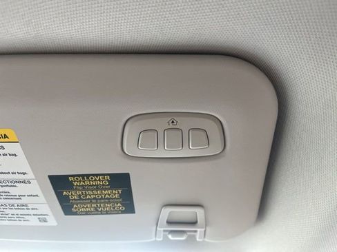 Used 2022 Ford Escape Titanium w/ Titanium Elite Package image 29