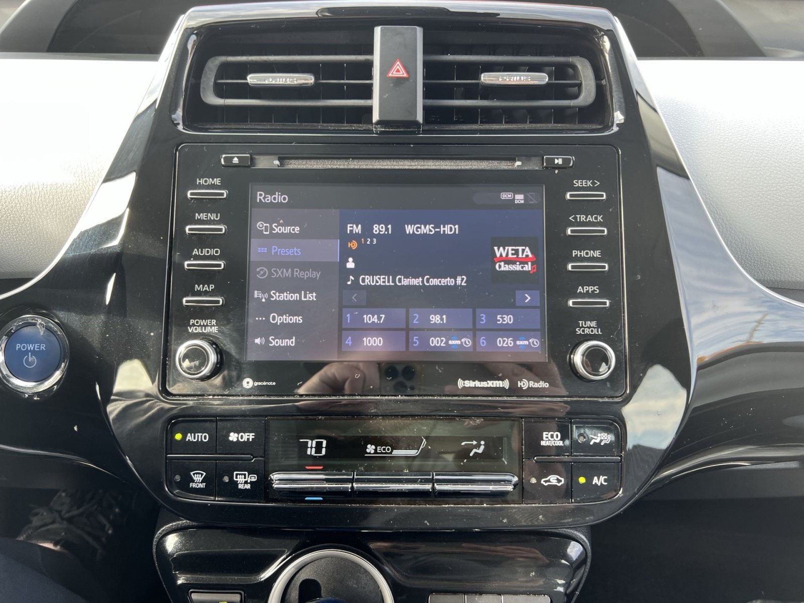 Used 2021 Toyota Prius Prime LE FWD image 17