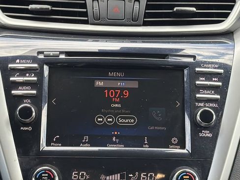 Used 2021 Nissan Murano SV FWD image 3