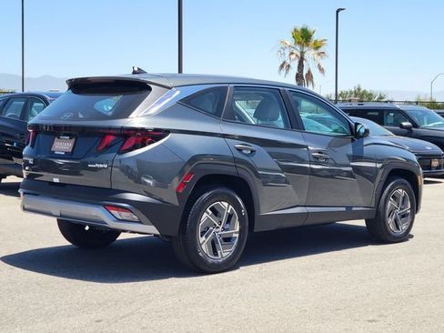 New 2026 Hyundai Tucson Blue SE AWD/4WD image 4
