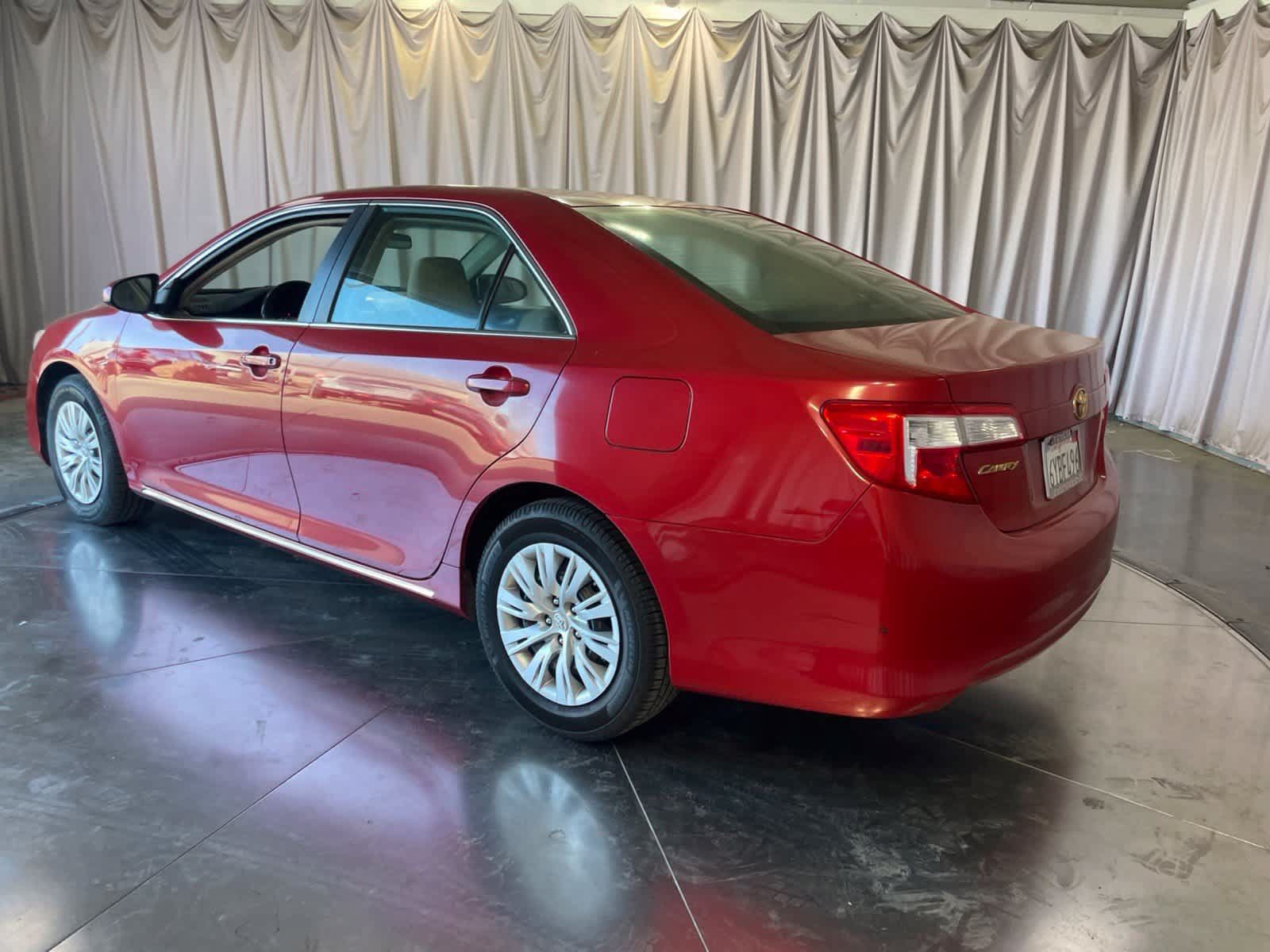Used 2012 Toyota Camry LE FWD image 7