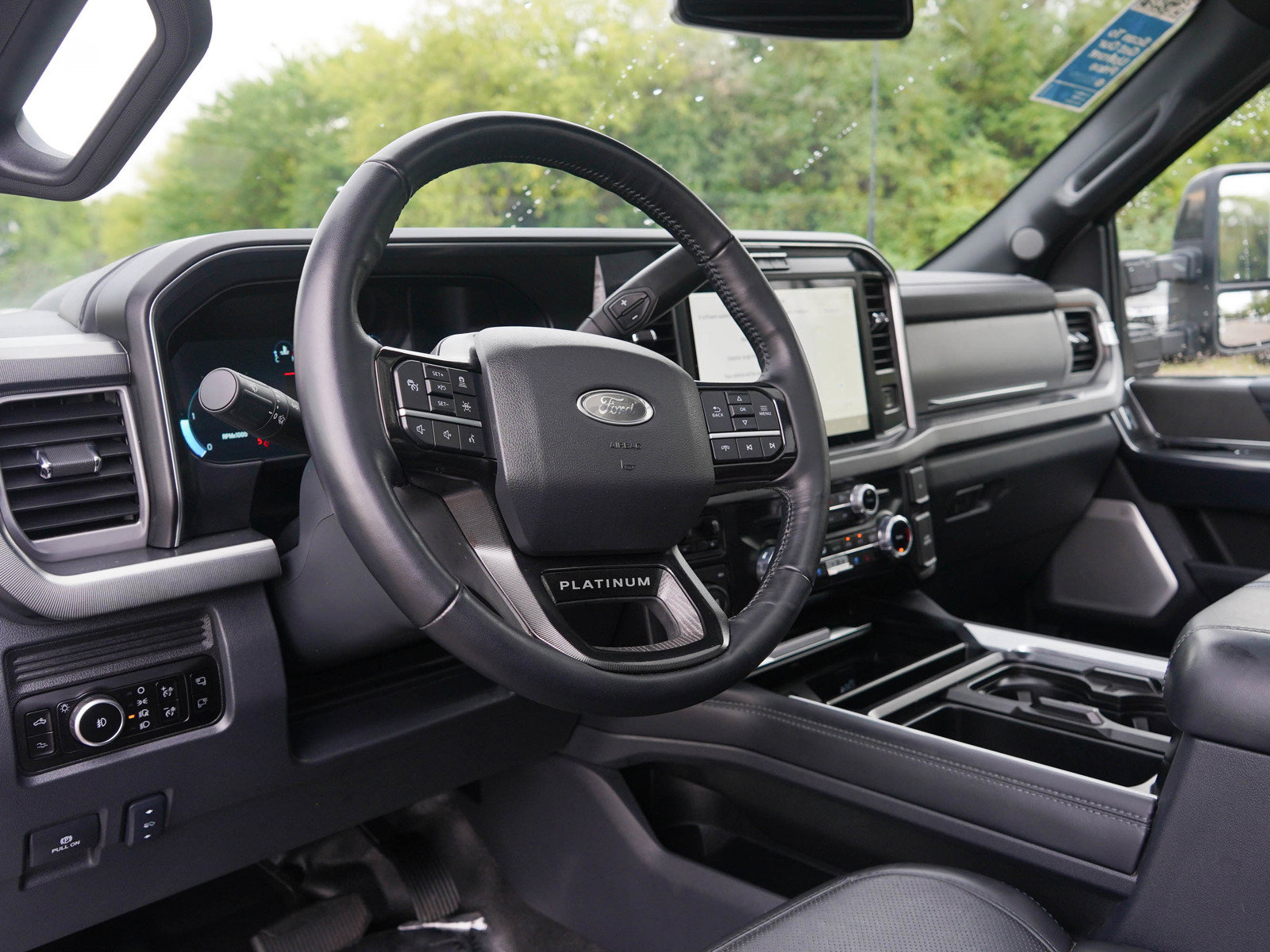 Used 2025 Ford F350 Platinum AWD/4WD image 26